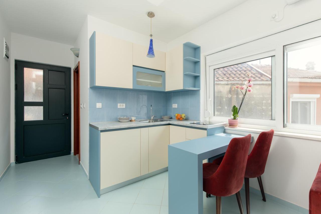Apartmani Pravilovic ヘルツェグ・ノヴィ エクステリア 写真