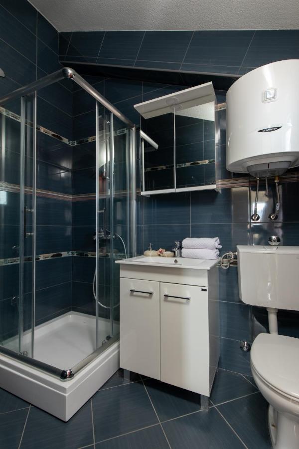 Apartmani Pravilovic ヘルツェグ・ノヴィ エクステリア 写真